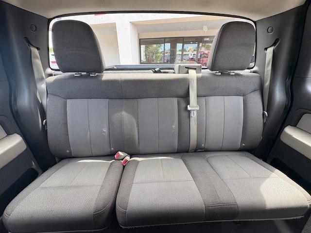 Ford F-150 2WD SuperCab 145" STX 2010