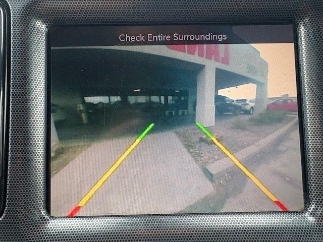 Dodge Challenger 2dr Cpe SXT Plus 2015