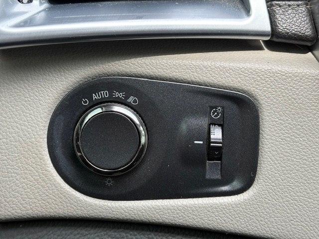Cadillac SRX FWD 4dr Base 2014