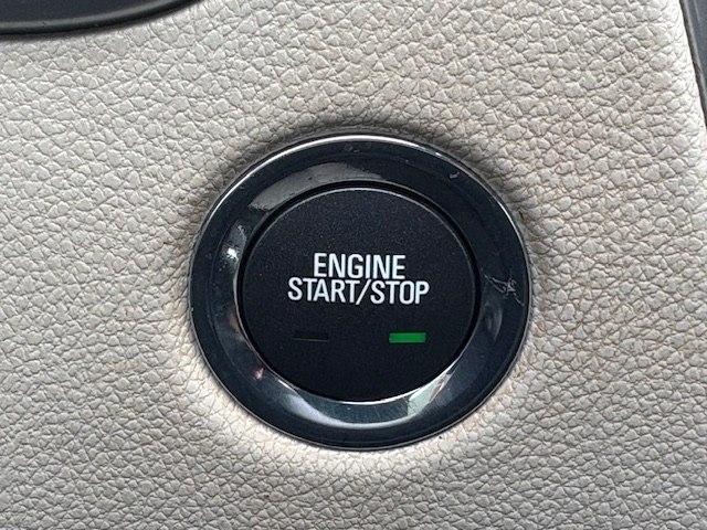 Cadillac SRX FWD 4dr Base 2014