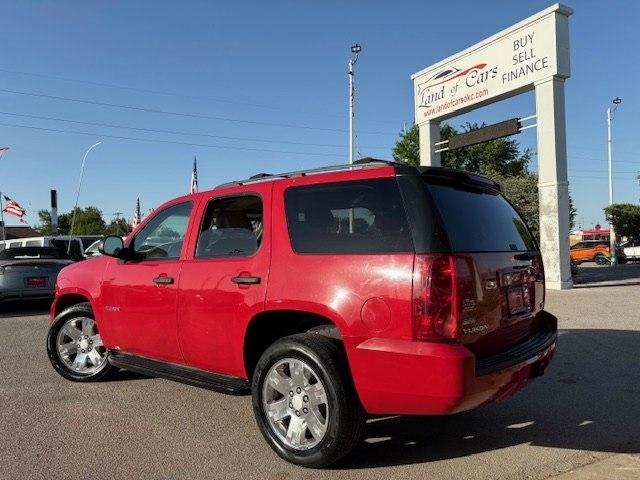 GMC Yukon 2WD 4dr 1500 SLE 2010