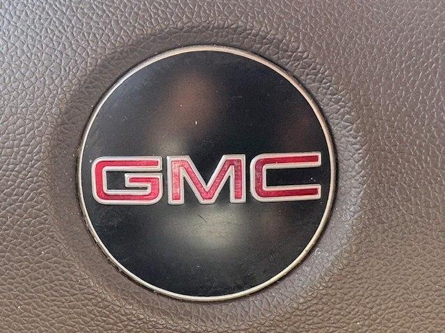 GMC Yukon 2WD 4dr 1500 SLE 2010