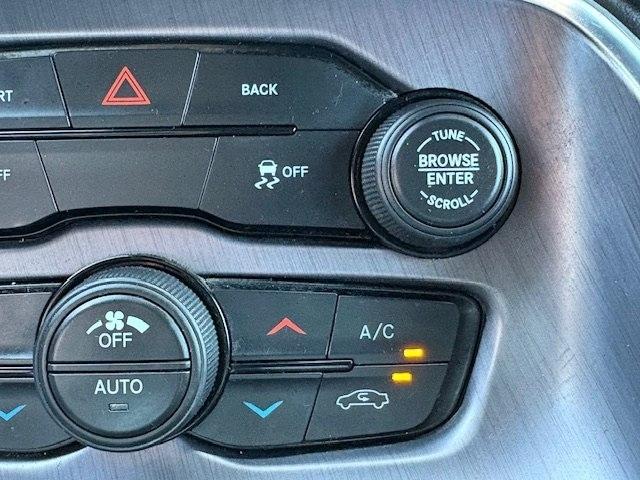 Dodge Challenger 2dr Cpe R/T 2016