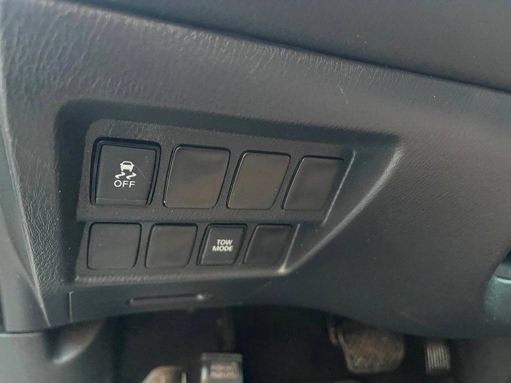 Nissan Pathfinder FWD S 2017