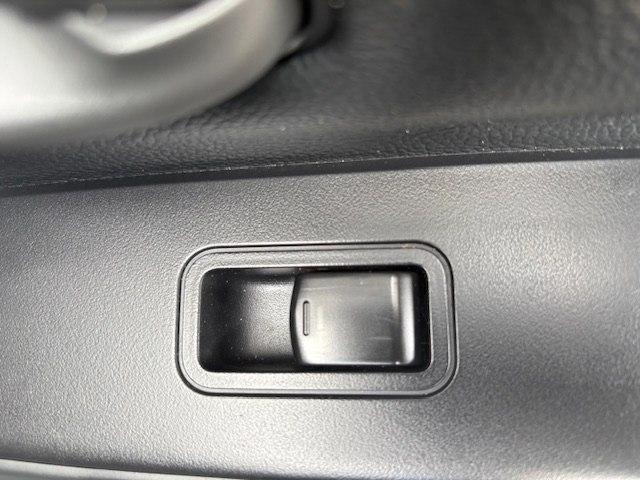 Nissan Titan XD 4x2 Gas Crew Cab S 2017