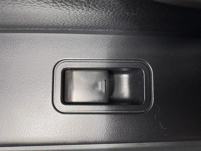 Nissan Titan XD 4x2 Gas Crew Cab S 2017