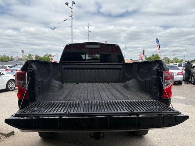 Nissan Titan XD 4x2 Gas Crew Cab S 2017