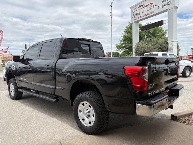 Nissan Titan XD 4x2 Gas Crew Cab S 2017