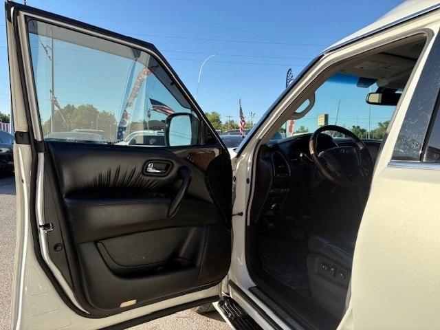 Infiniti QX80 4WD 4dr 2014