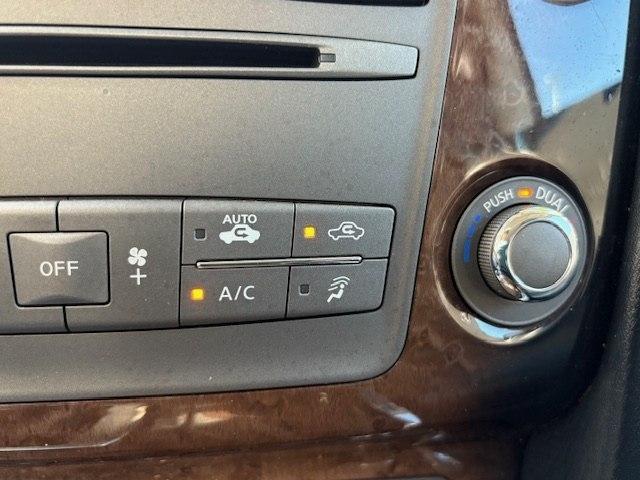 Infiniti QX80 4WD 4dr 2014