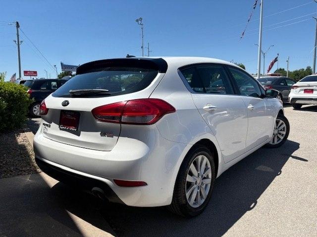 Kia Forte 5-Door 5dr HB Auto EX 2015