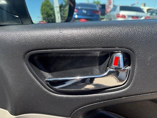 Kia Forte 5-Door 5dr HB Auto EX 2015
