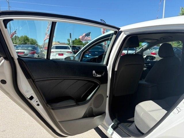 Kia Forte 5-Door 5dr HB Auto EX 2015