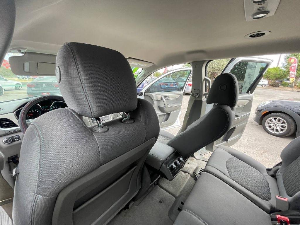 Chevrolet Traverse FWD 4dr LS w/1LS 2016