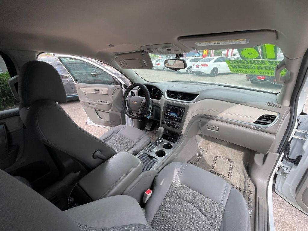 Chevrolet Traverse FWD 4dr LS w/1LS 2016