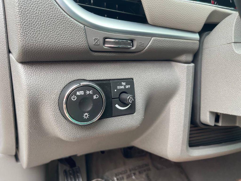 Chevrolet Traverse FWD 4dr LS w/1LS 2016