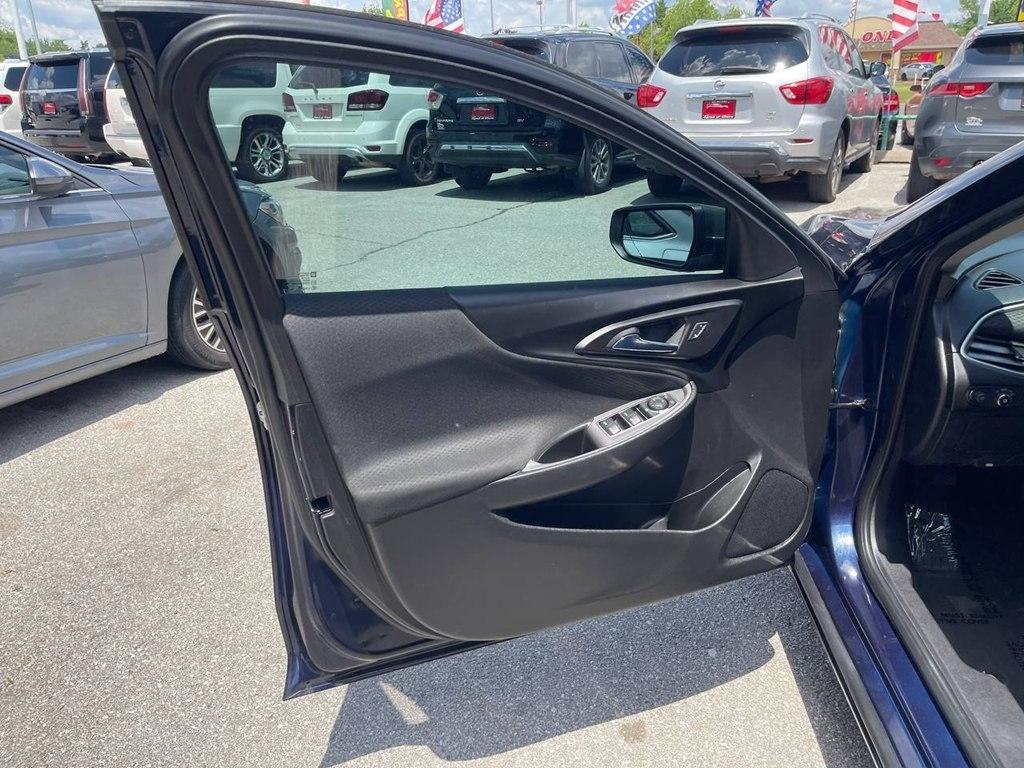 Chevrolet Malibu 4dr Sdn LS w/1LS 2017