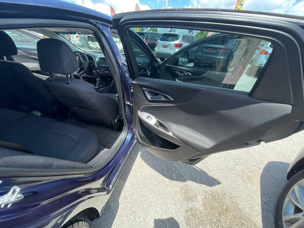 Chevrolet Malibu 4dr Sdn LS w/1LS 2017