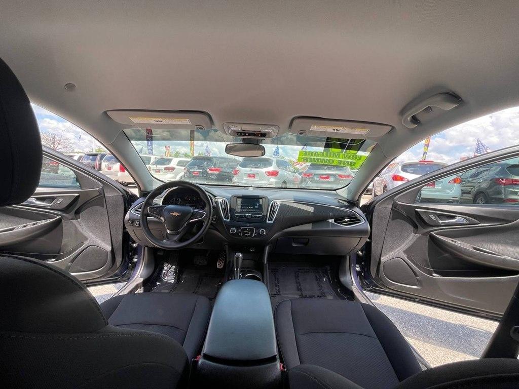 Chevrolet Malibu 4dr Sdn LS w/1LS 2017