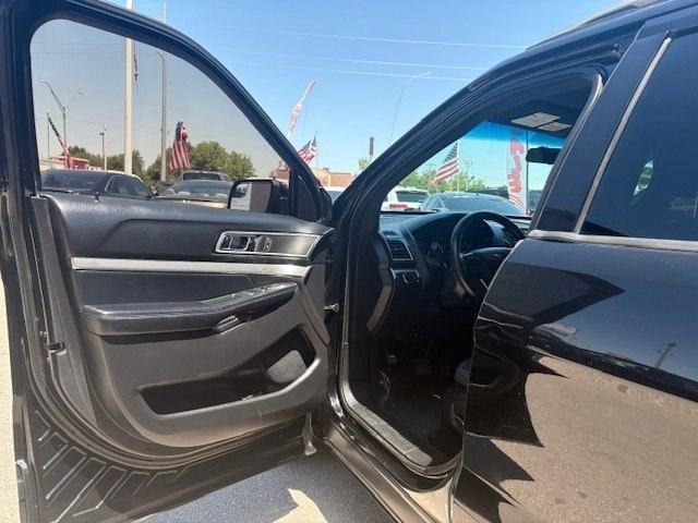 Ford Explorer XLT FWD 2017
