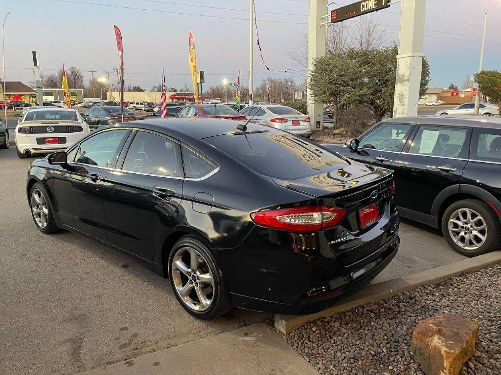 Ford Fusion 4dr Sdn SE FWD 2014