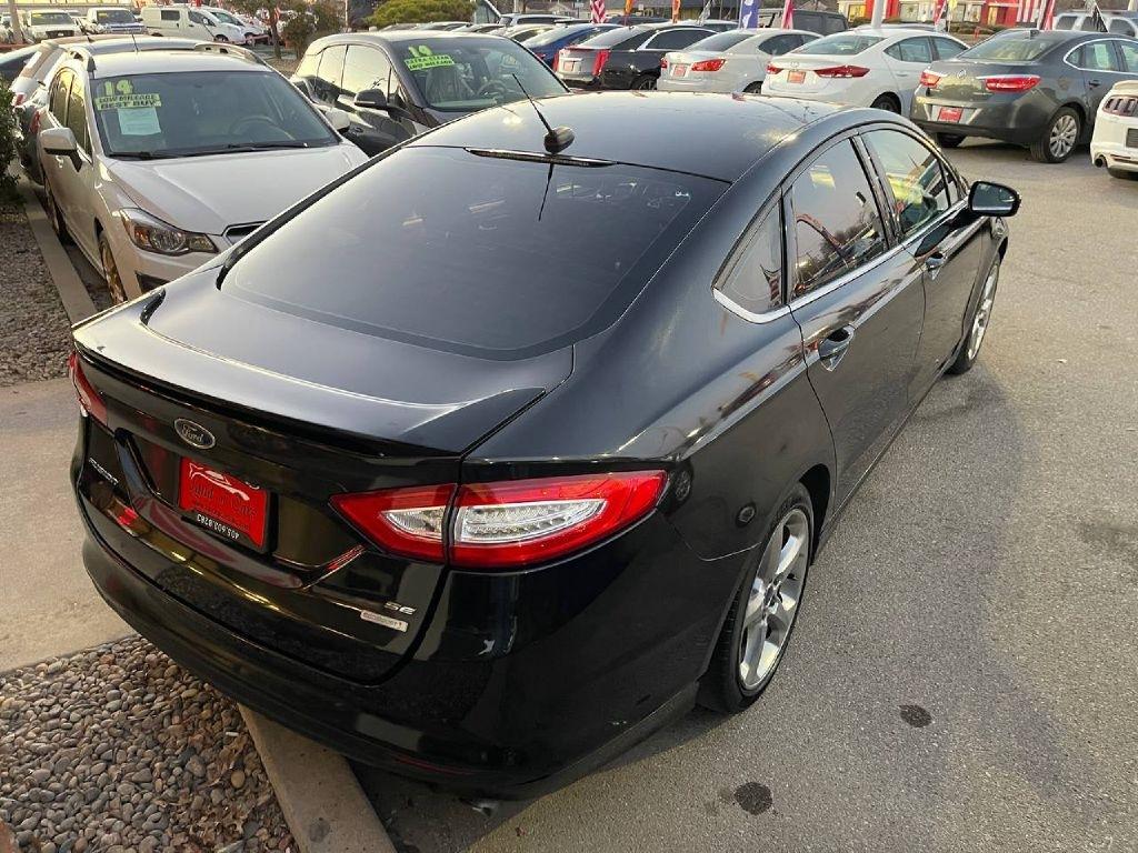 Ford Fusion 4dr Sdn SE FWD 2014