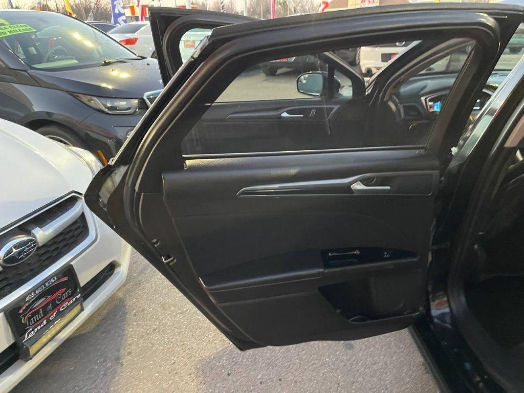 Ford Fusion 4dr Sdn SE FWD 2014