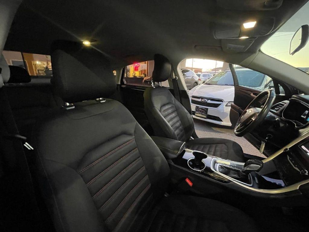 Ford Fusion 4dr Sdn SE FWD 2014
