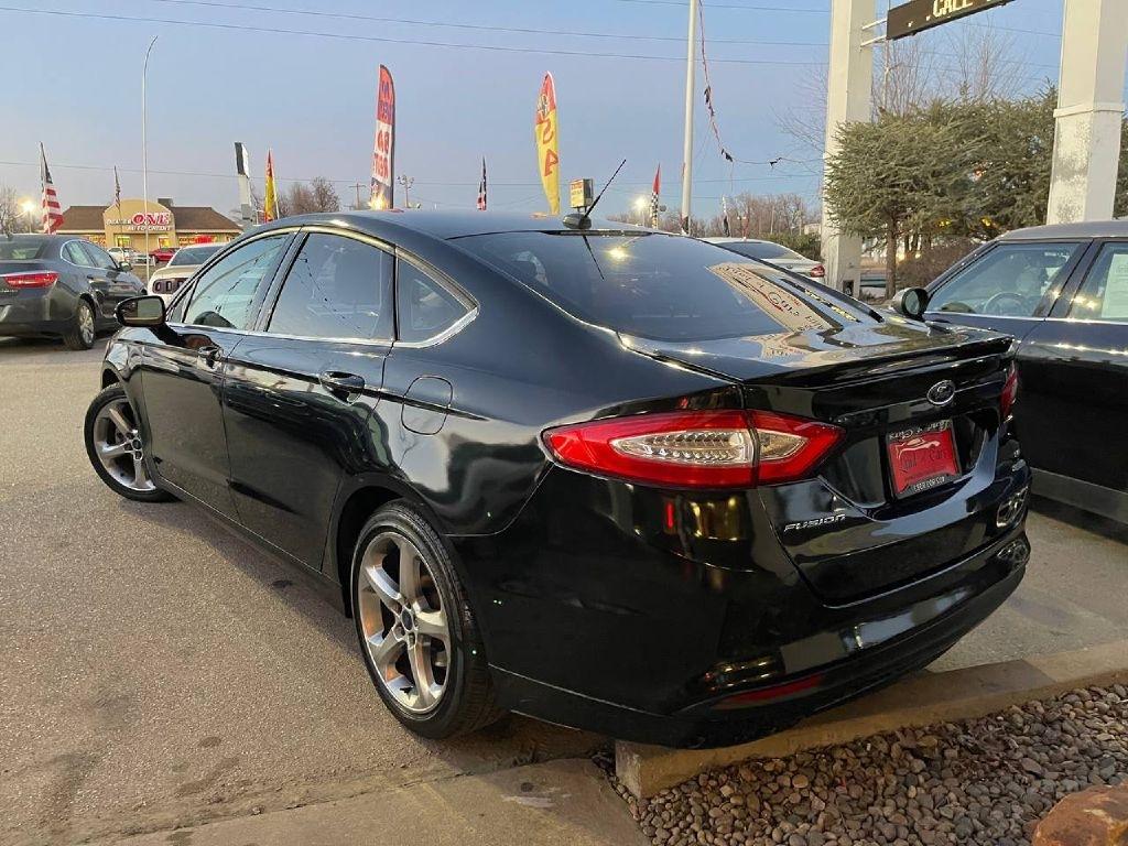 Ford Fusion 4dr Sdn SE FWD 2014