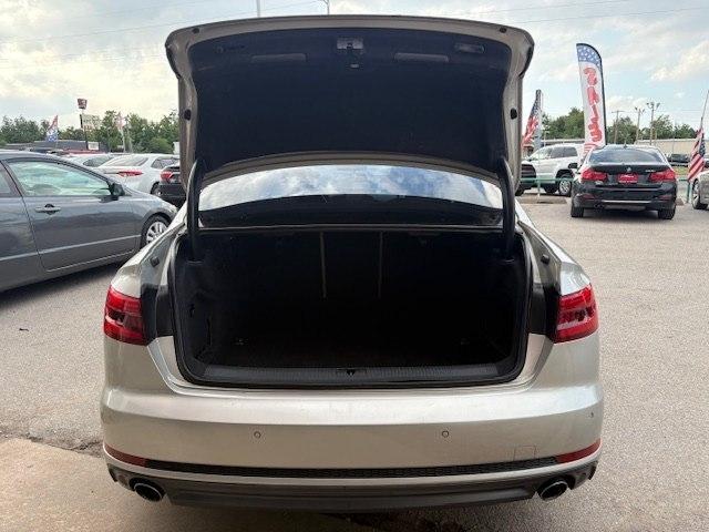 Audi A4 2.0 TFSI Auto Premium Plus FWD 2017