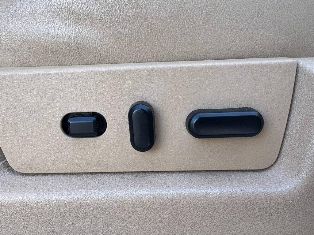 Ford F-150 4WD SuperCrew 145" Platinum 2013