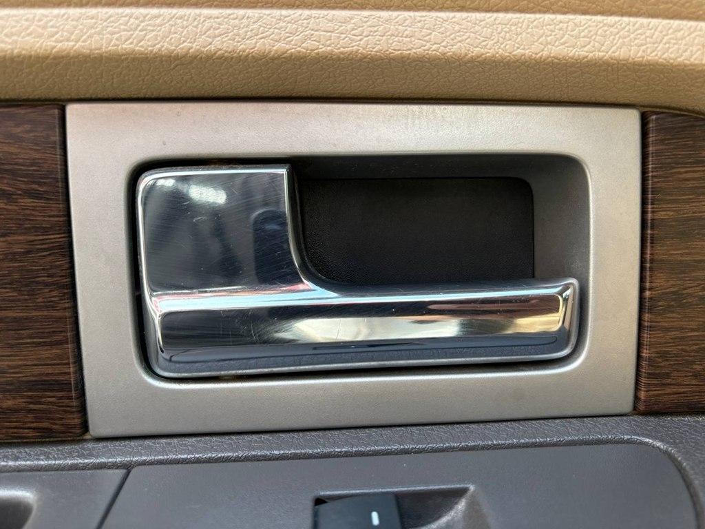 Ford F-150 4WD SuperCrew 145" Platinum 2013