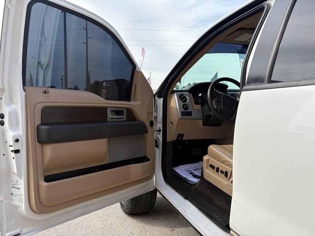 Ford F-150 4WD SuperCrew 145" Platinum 2013