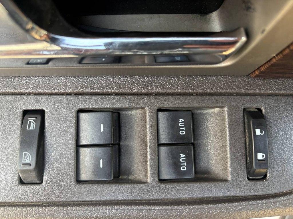 Ford F-150 4WD SuperCrew 145" Platinum 2013