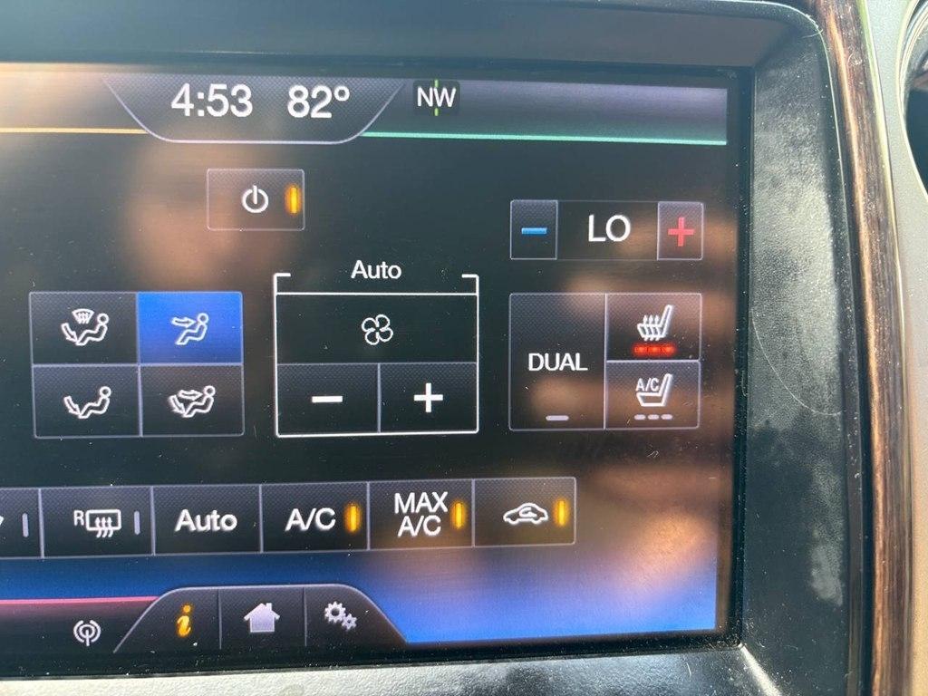 Ford F-150 4WD SuperCrew 145" Platinum 2013