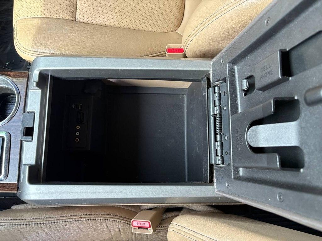 Ford F-150 4WD SuperCrew 145" Platinum 2013
