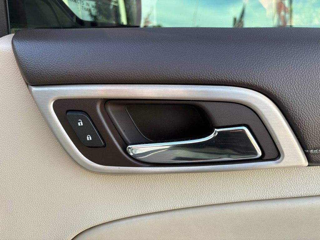 GMC Yukon XL 2WD 4dr Denali 2015