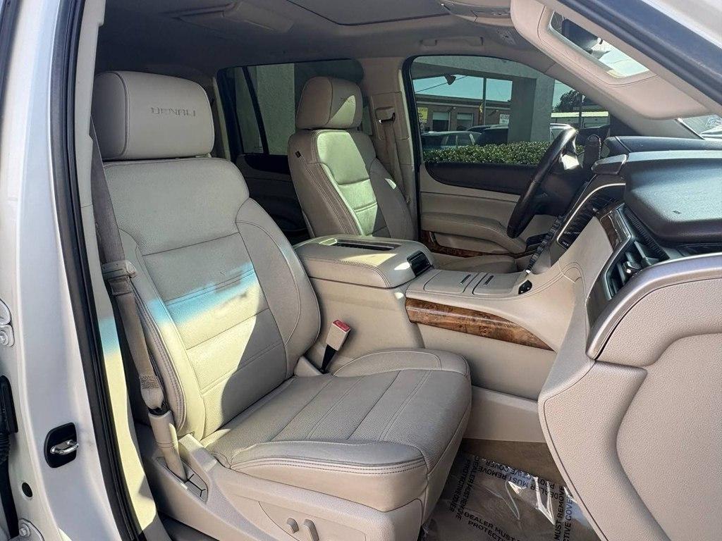 GMC Yukon XL 2WD 4dr Denali 2015