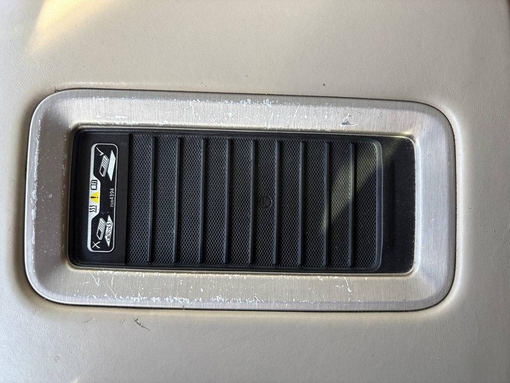 GMC Yukon XL 2WD 4dr Denali 2015