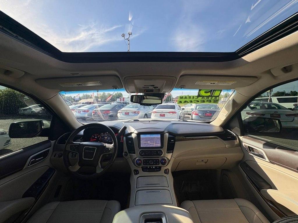 GMC Yukon XL 2WD 4dr Denali 2015
