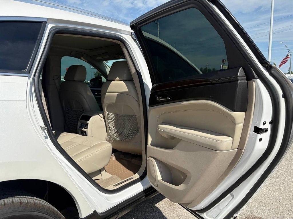Cadillac SRX FWD 4dr Performance Collection 2010