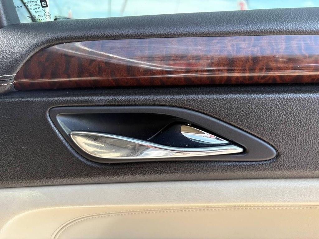 Cadillac SRX FWD 4dr Performance Collection 2010