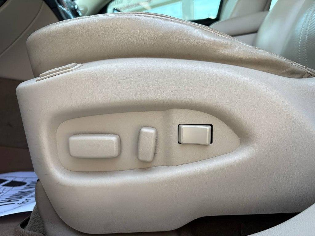 Cadillac SRX FWD 4dr Performance Collection 2010