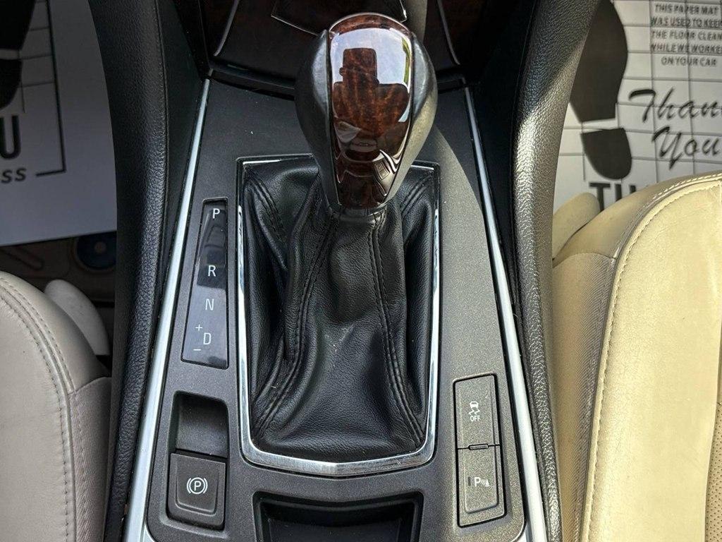 Cadillac SRX FWD 4dr Performance Collection 2010