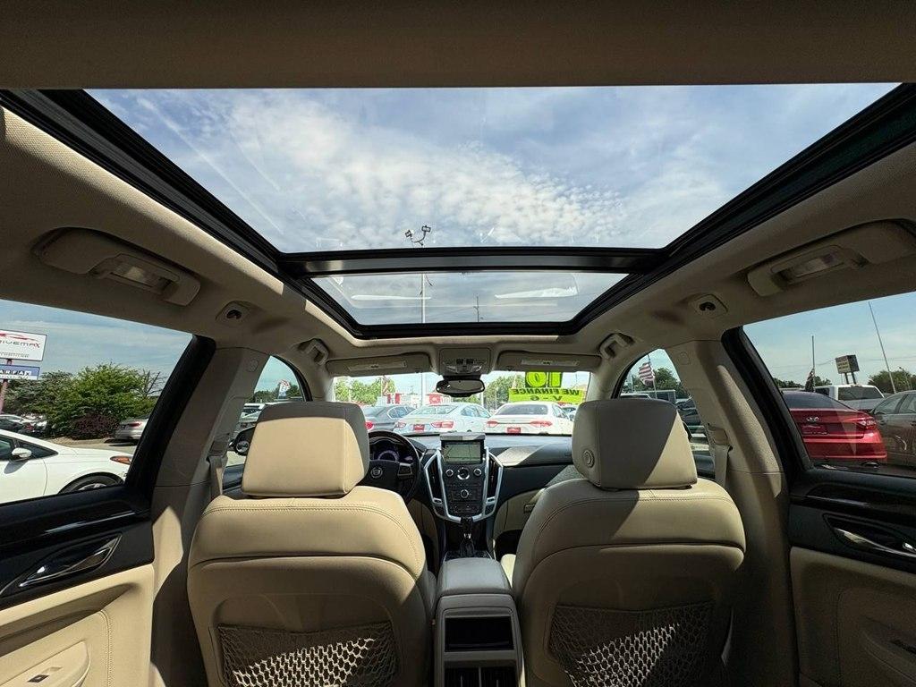 Cadillac SRX FWD 4dr Performance Collection 2010
