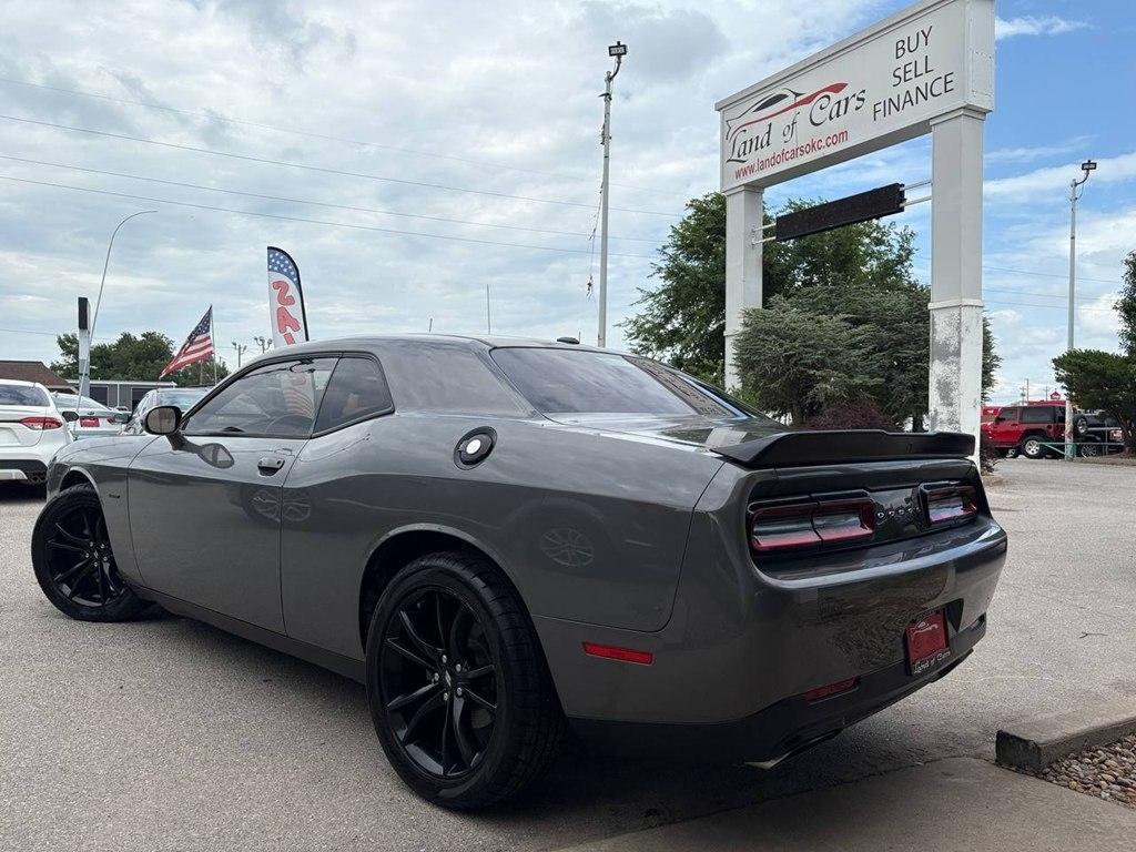 Dodge Challenger R/T RWD 2018