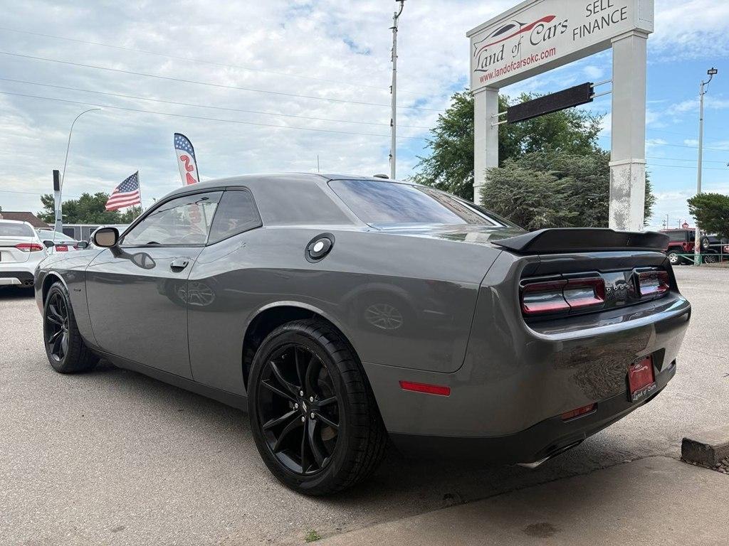 Dodge Challenger R/T RWD 2018