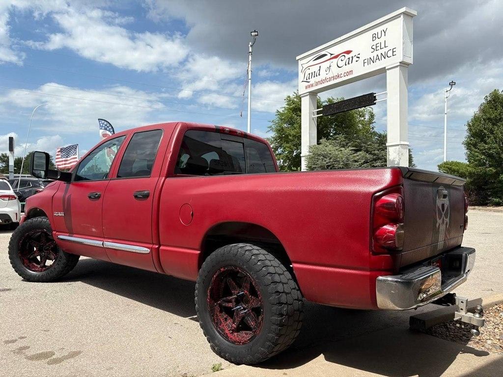 Dodge Ram 1500 2WD Quad Cab 140.5" Laramie 2008