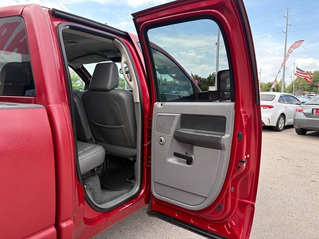 Dodge Ram 1500 2WD Quad Cab 140.5" Laramie 2008