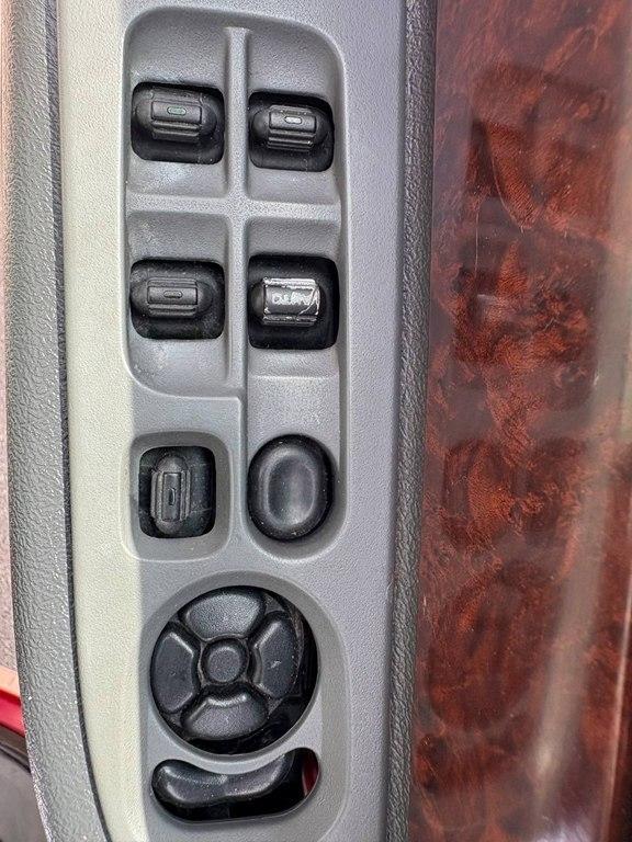 Dodge Ram 1500 2WD Quad Cab 140.5" Laramie 2008